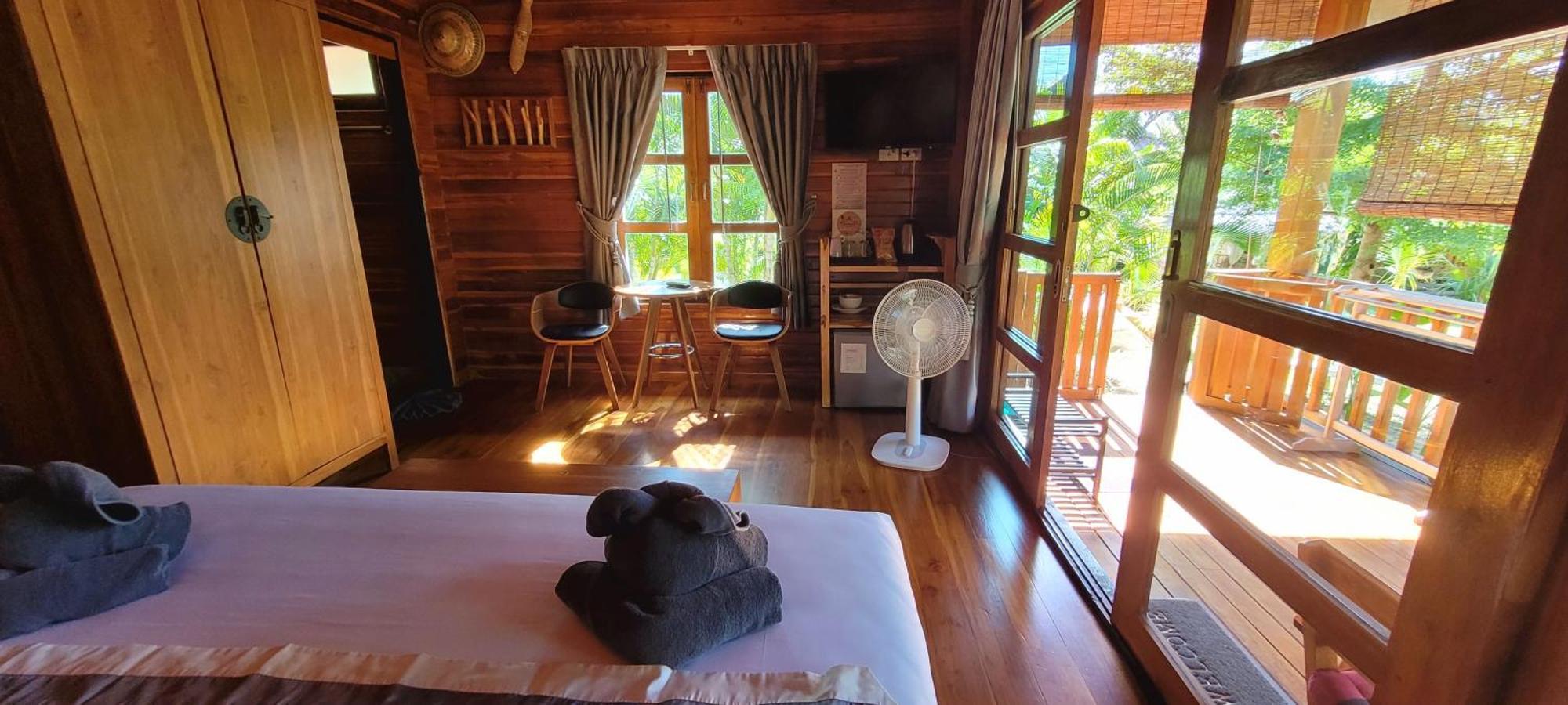 Samui Blue Bird Acomodação com café da manhã  *