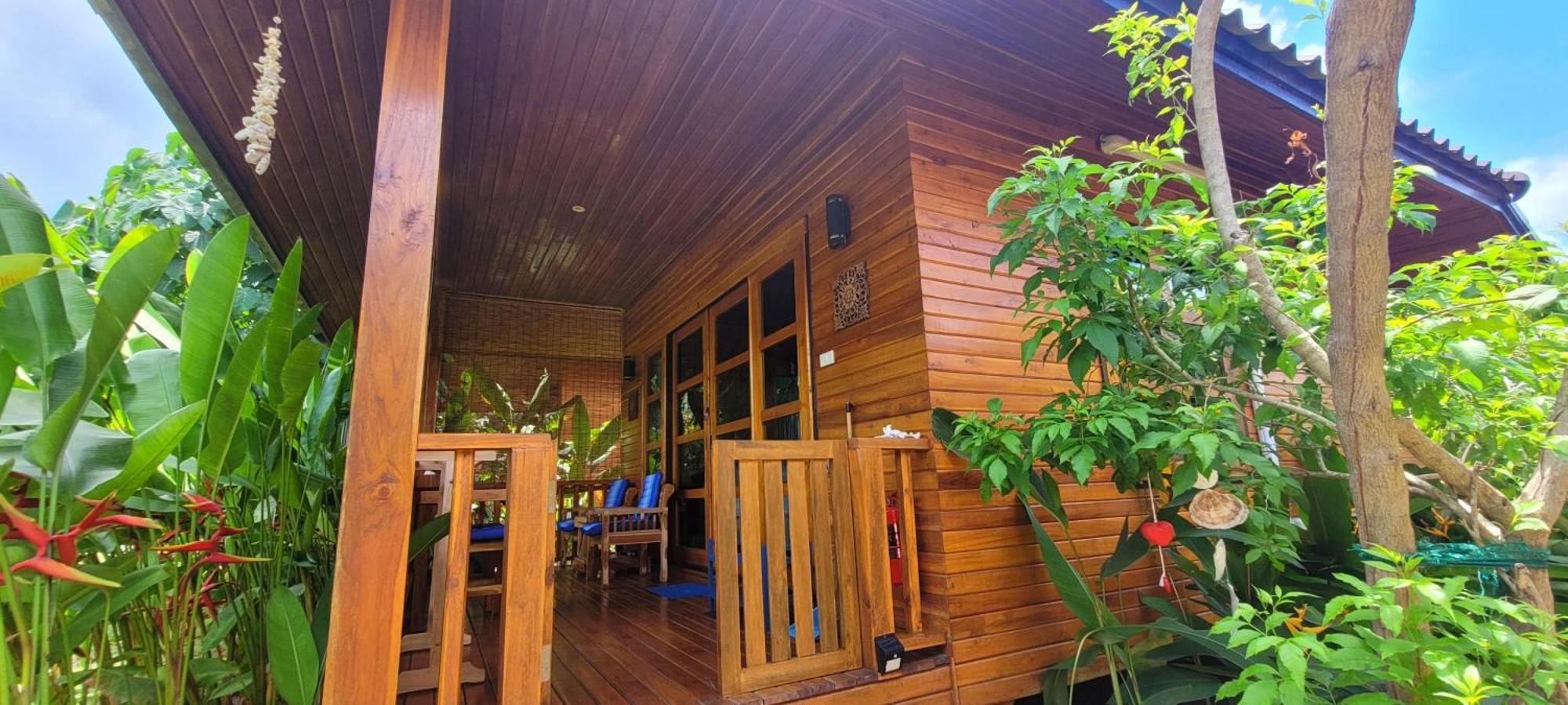 Acomodação com café da manhã  Samui Blue Bird Mae Nam