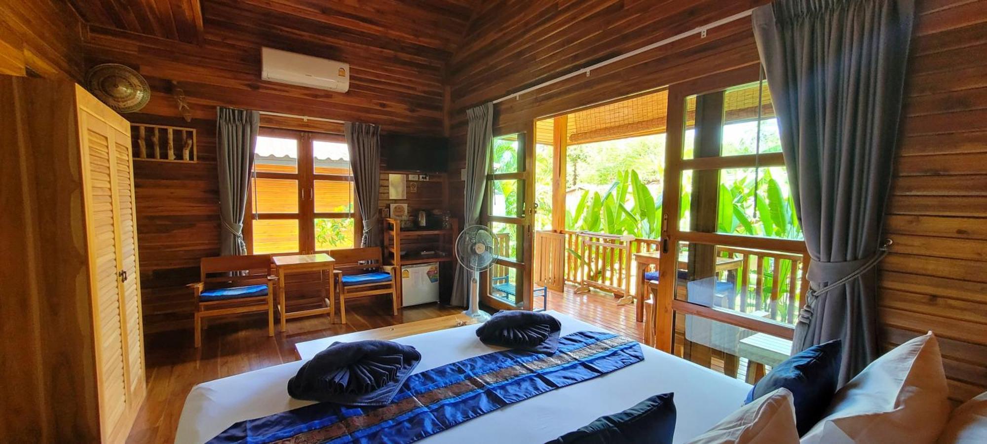 Samui Blue Bird Mae Nam